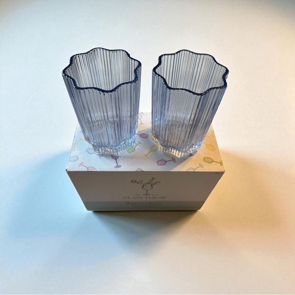 Stylish Blue Ribbed Glass Tumblers - Picture 3 of 6